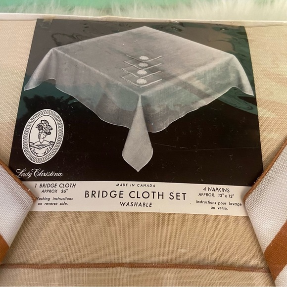 Vintage BNIB Lady Christina table cloth napkin set - Picture 6 of 7